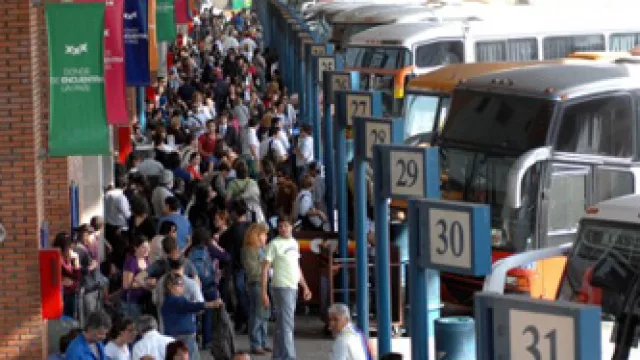 No voy en tren, voy en ómnibus (Tres Cruces estima 2.400 partidas para el fin de semana)