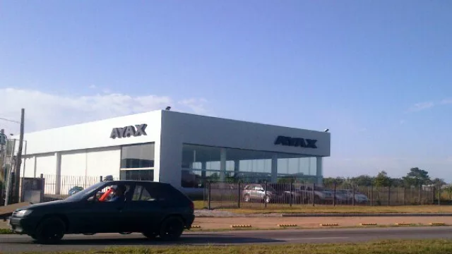 Nace un nuevo “polo” automotriz en la zona del aeropuerto (ya están Autolider y Ayax)