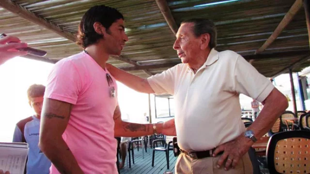 Sin guerra de “vedettongas” pero con “egos” futboleros