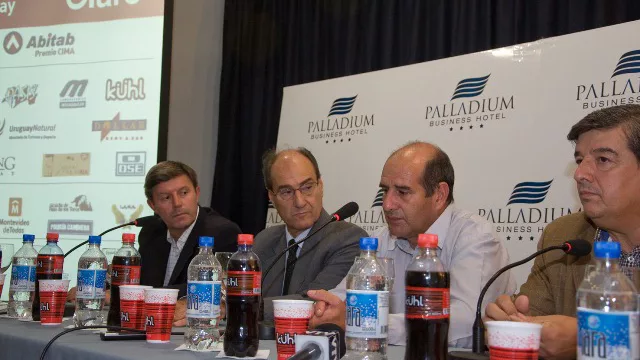 Por quinto año consecutivo, Claro se pone la “malla oro” de la Vuelta Ciclista del Uruguay