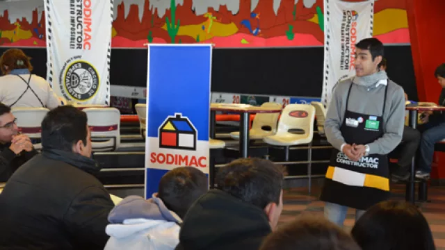 Vuelven las colas por trabajo: los 200 puestos que ofrece Sodimac convocarán unos 4.000 postulantes
