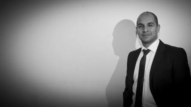 Diego López (gerente de repuestos)