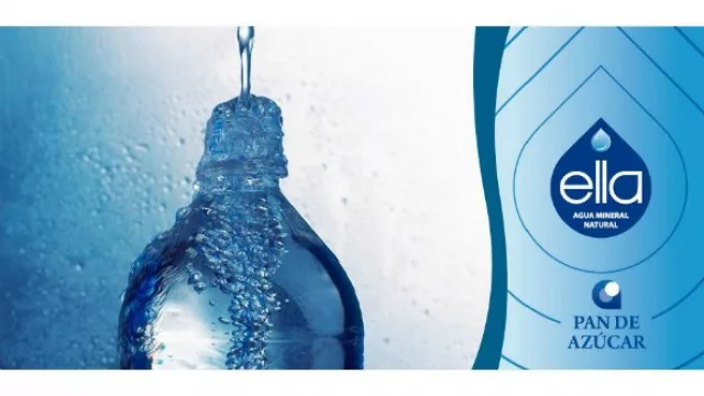 La hija del exministro Santarelli se zambulle al negocio del agua mineral (con marcas Ella y Pan de Azúcar)
