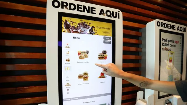 McDonald’s lanza su primer local 100% de atención digital de Latinoamérica