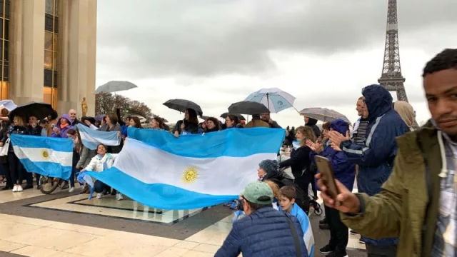 La principal razón por la que los Argentinos deciden migrar al exterior (parte I)