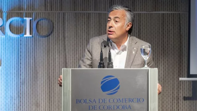 El paso de Alfredo Cornejo por la bolsa de Comercio: críticas (y propuestas) para una “mejor viabilidad política”