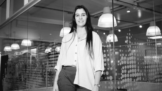 Victoria Raymond - CONTROLLER TEXTIL