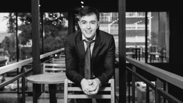 Renzo Nicola - Gerente Tienda Tres Cruces