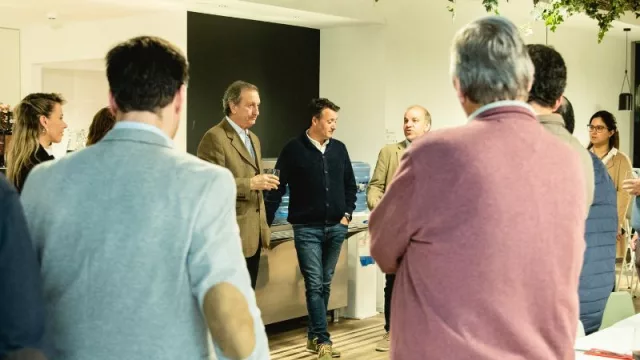 ¡Un aplauso para los asados de Securitas e InfoNegocios! (brasas, brindis y networking)