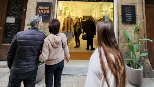 Des de Uruguai al món (Urban Haus abrió local en Barcelona, una de las mayores vidrieras de la moda)