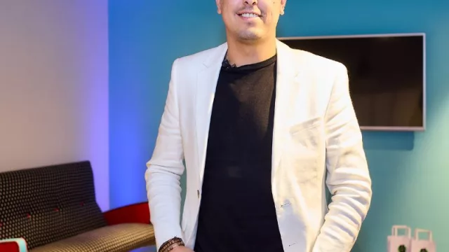 Como Forlán y Suárez pero en el medio local (se profesionaliza la gestión de imagen de los deportistas)