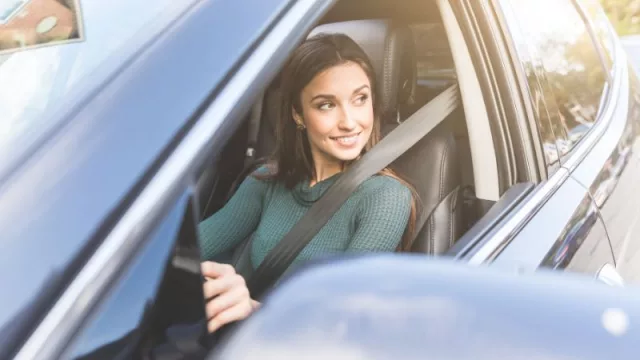 Cuando ellas se ponen al volante (llega a UY el servicio Cabify Mujer)
