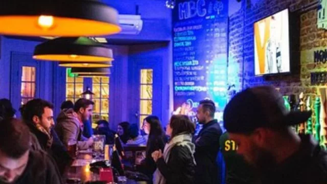 Bigote pa’ arriba! El grupo responsable de MBC, Gallaghers y Gato Negro lanza nueva marca (también abre locales e incorpora App)