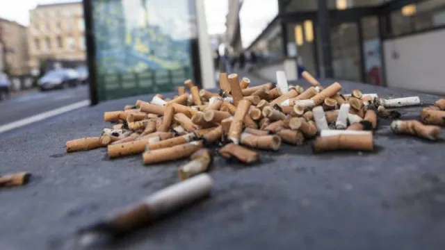 El Senado aprobó proyecto del nacionalista Juan Sartori que multa a quienes tiren colillas de cigarro. ¿Está de acuerdo con la medida?