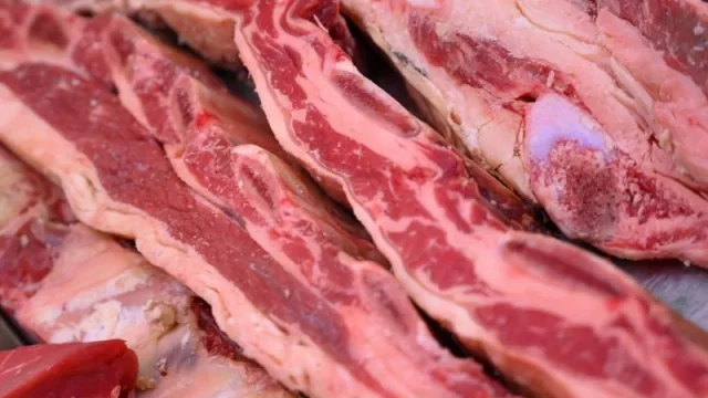 Peligra el asado del 1° de mayo (hay feedlot pero escasea el de campo)