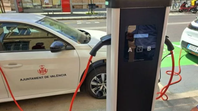 Valencia tendrá 176 nuevos puntos de recarga: este viernes se aprobará la adjudicación para la instalación de los puntos de recarga para vehículos eléctricos