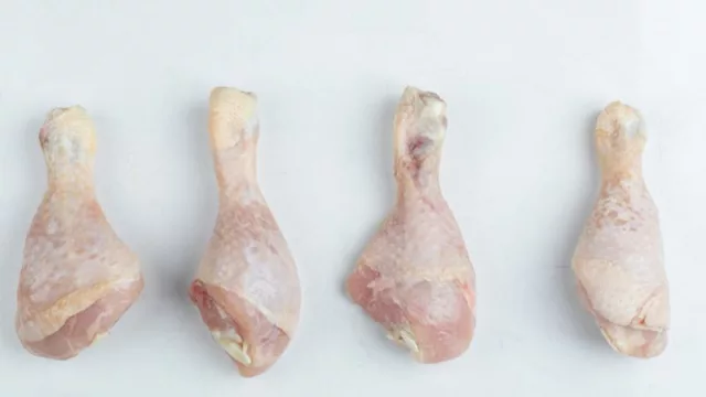 Un 4x4: Exportación de pollo en alza con más de 4.000 toneladas despachadas y US$ 4 millones facturados