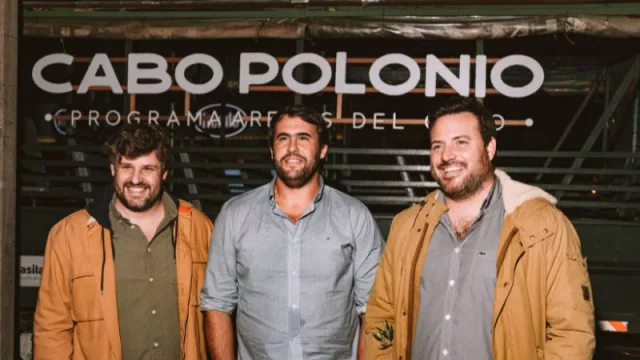 Mateo Larre Bo director comercial,  Joaquín Izuibejeres, socio del Programa Arenas del Cabo y Juan Balsa, director general de Balsa & Asociados