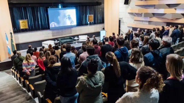 Derechos, participación y ciudadanía: 40 años de Democracia en Argentina (el espacio de la Siglo 21 para recordar la importancia de este hito)