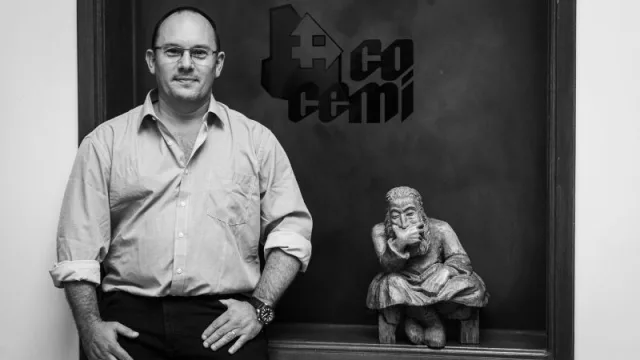 Francis Llanes - Presidente