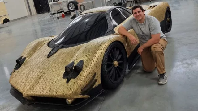 Pagani Zonda hecho con 100.000 monedas para colección Gómez en Argentina