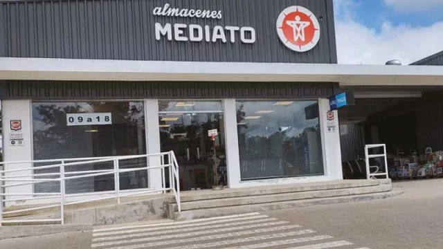 Volvió el modelo de gran almacén (y la está rompiendo en la Costa de Oro)