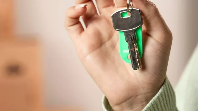 ¿Cuánto gastan los huéspedes que reservan a través de Airbnb en Uruguay?