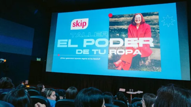 Skip invita a reflexionar y promover la libre expresión a través de la ropa
