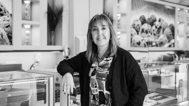 Gabriela Pérez - Gerente de Administración y Finanzas