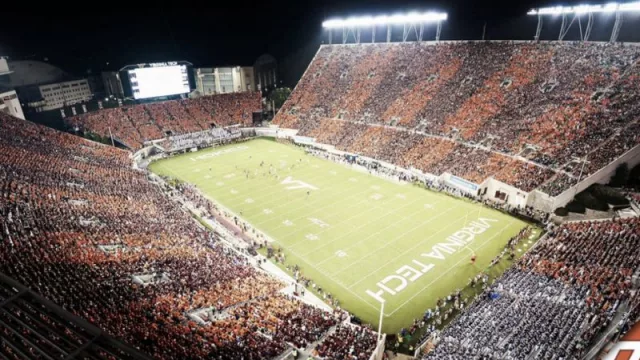 'Enter Sandman': la tradición que define el amor de Estados Unidos por la NFL