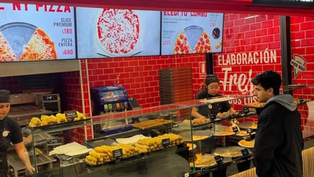 Sbarro dió vuelta la maquinita: abrió en Montevideo Shopping y así llegó a los siete grandes de la capital (ahora va por el interior)