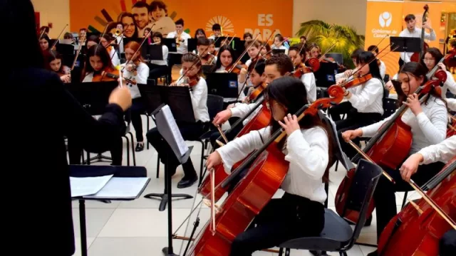 La melodía de los motores (Car One Center impulsa el programa “Un niño, un instrumento”)