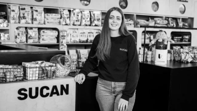 Lucía Izzi - Supervisora Administración y Compras