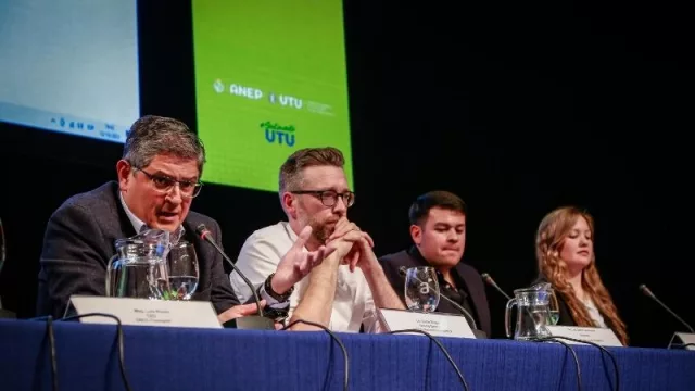 Calando hondo (TCP asegura que MVD para ser puerto hub requiere 14mts dragado)