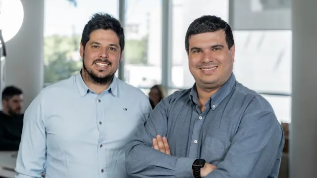 Diego Bermúdez y Mauricio García directores de Dixtra