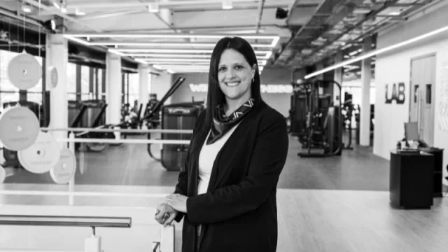 Analía Larrosa – Encargada de Dpto. Comercial