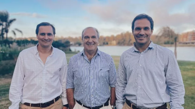 Grupo Hughes & Rienzi cumplió 20 años y festejó con un cóctel a orillas del lago