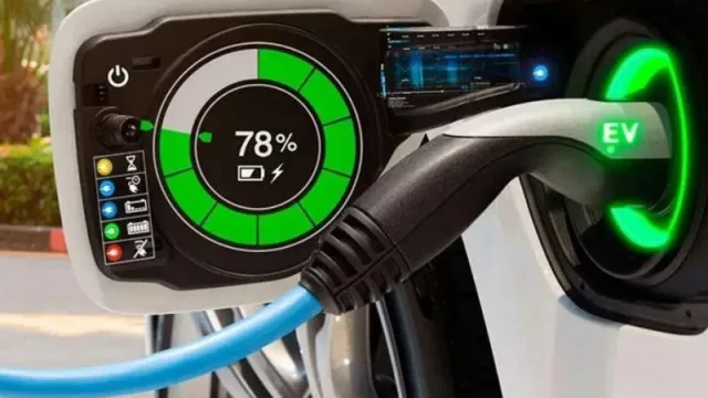 Más autos eléctricos y más baratos ¿Cuánto bajaron los precios y cuánto aumentó la oferta en 2023?