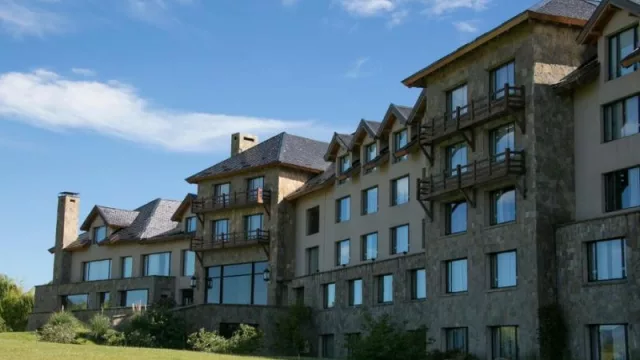 ¿Pensando en un verano en Argentina? Esta es la propuesta del Loi Suites Chapelco (el 5 estrellas de San Martín de los Andes)