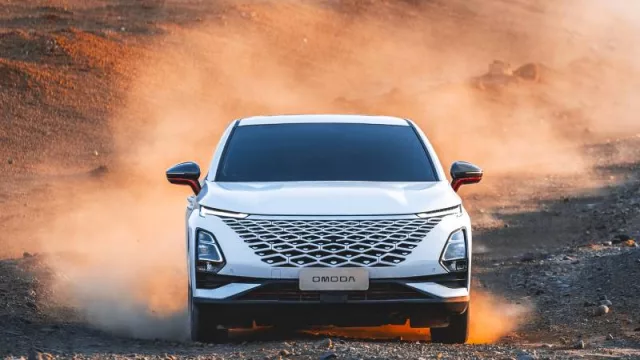 Santa Rosa suma al mercado automotriz Omoda y Jaecoo (y con una inversión que supera el millón de dólares)