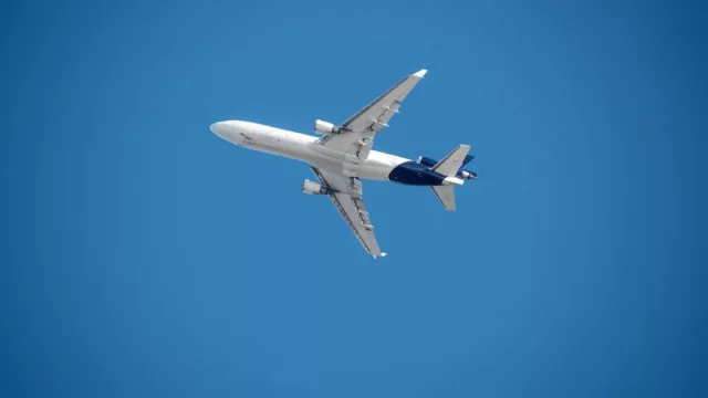 ¿Está de acuerdo en que exista la posibilidad de tener una nueva aerolínea de bandera uruguaya?
