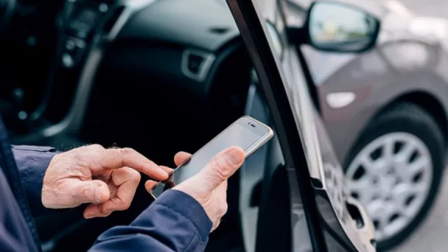 La movilidad compartida cruza la cordillera (startup chilena Lolocar inicia operaciones en UY)