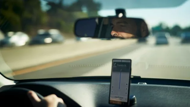 La patronal del taxi propone que la mampara sea opcional y se coloquen cámaras de seguridad en cada coche. ¿Le parece bien?