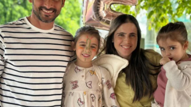 De jugar en la selección uruguaya a vestir a Jaime Ross para su espectáculo Medio Siglo (mano a mano con Gonzalo Novegil)