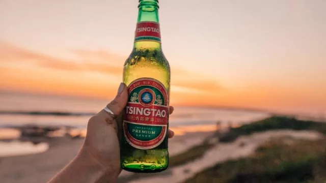 Vuelve la cerveza Tsingtao después de dos años de ausencia en Uruguay (Solyal SA proyecta traer 20 contenedores en 2024)