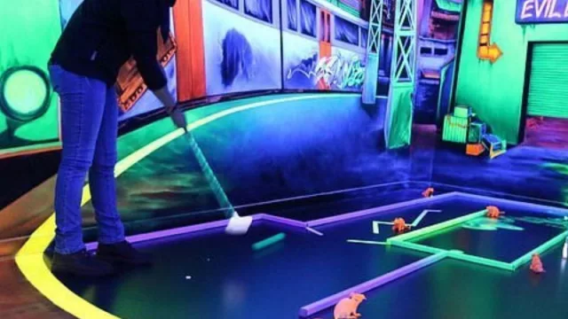 El primer Minigolf con luz negra de Uruguay estará en Almenara Mall (Y de yapa Laser Tag)