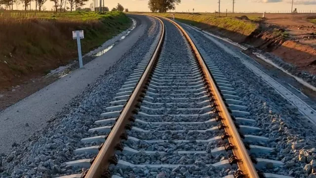 Grupo RAS invertirá 40 millones de dólares para su proyecto ferroviario (siete locomotoras y 175 vagones)