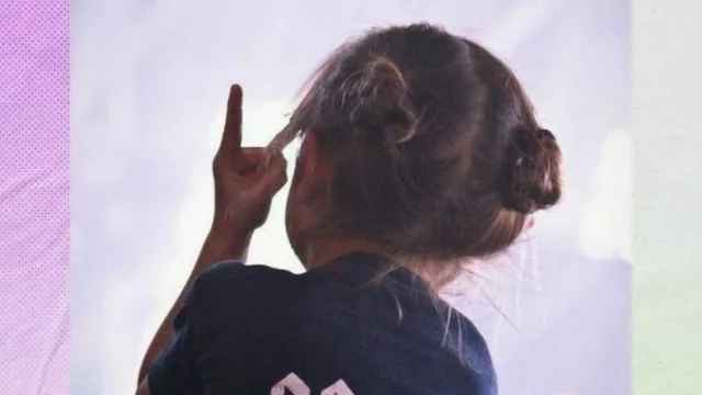 Esos rockeros bajitos que se incorporan (para saltar en Poguito)