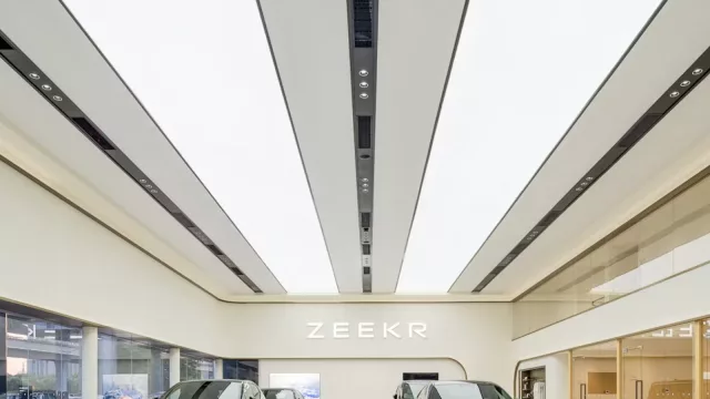 Llega a Uruguay una marca de autos premium que le dará pelea a los alemanes (InfoNegocios se va a China para conocerla)