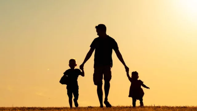 Whisky, oliva y vino tinto (la santísima trinidad que Iber tiene para papá)